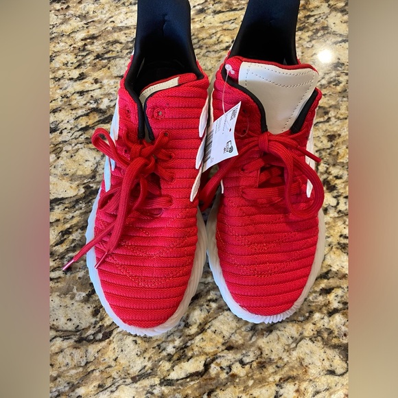 Adidas sobakvo red and white size 7 - Picture 2 of 12